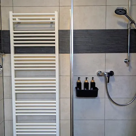 Siyen Two With 24h Check-in