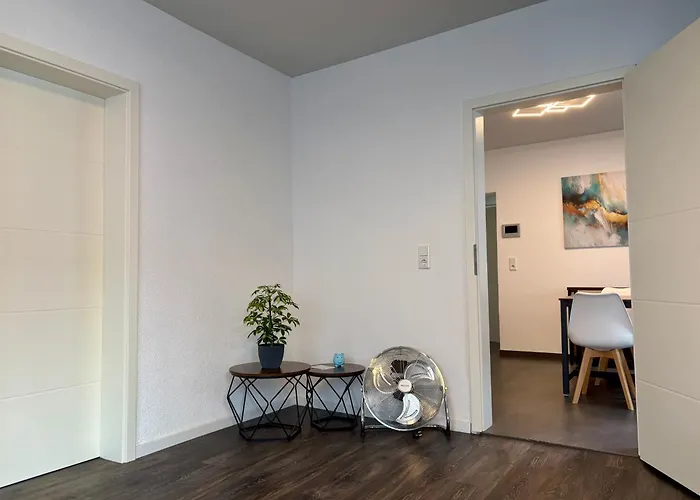 Siyen Two With 24h Check-in