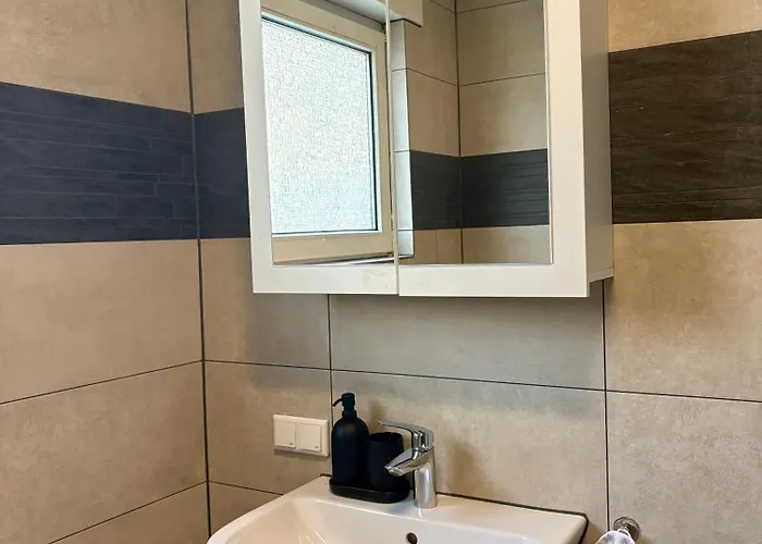 Siyen Two With 24h Check-in * Lampertheim